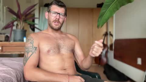 Snapshot of thenakedshaman chatting on January 17, 2026, 3:28 pm TheNakedShaman online show from January 17, 2026, 3:28 pm