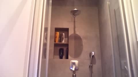 Snapshot of thenewdude1992 chatting on October 23, 2025, 9:02 pm thenewdude1992 online show from October 23, 2025, 9:02 pm