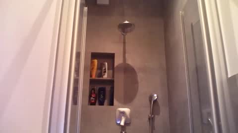 Snapshot of thenewdude1992 chatting on October 24, 2025, 4:25 pm thenewdude1992 online show from October 24, 2025, 4:25 pm