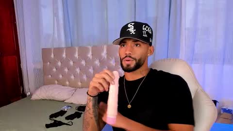 Snapshot of theo_sky1 chatting on September 12, 2025, 7:58 pm Theo Sky online show from September 12, 2025, 7:58 pm