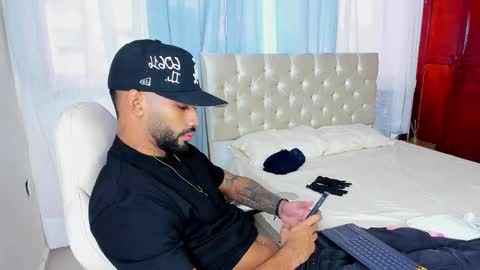 Snapshot of theo_sky1 chatting on September 16, 2025, 7:48 pm Theo Sky online show from September 16, 2025, 7:48 pm