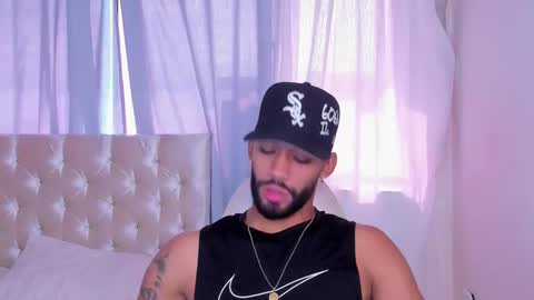 Snapshot of theo_sky1 chatting on September 25, 2025, 1:59 pm Theo Sky online show from September 25, 2025, 1:59 pm