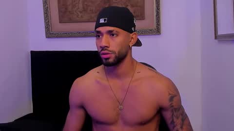 Snapshot of theo_sky1 chatting on October 10, 2025, 10:09 pm Theo Sky online show from October 10, 2025, 10:09 pm