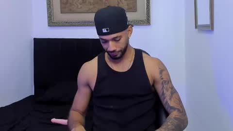 Snapshot of theo_sky1 chatting on October 11, 2025, 9:02 pm Theo Sky online show from October 11, 2025, 9:02 pm