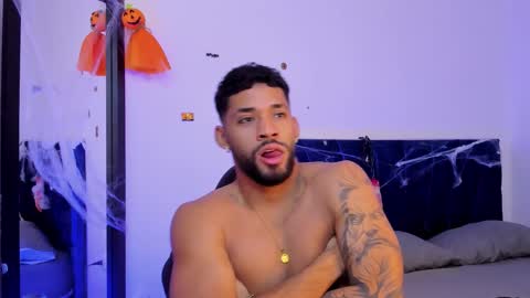 Snapshot of theo_sky1 chatting on October 21, 2025, 3:57 pm Theo Sky online show from October 21, 2025, 3:57 pm