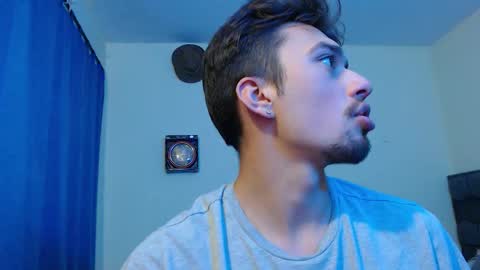 Snapshot of theo_stone04 chatting on February 12, 2026, 9:54 pm Theo online show from February 12, 2026, 9:54 pm