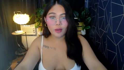 Snapshot of theonly_chin chatting on March 12, 2026, 2:50 am FRANCINE online show from March 12, 2026, 2:50 am