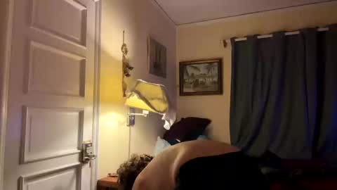 Snapshot of theonlyboi43ver chatting on September 17, 2025, 2:35 am theonlyboi43ver online show from September 17, 2025, 2:35 am