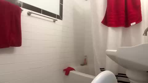 Snapshot of theonlyboi43ver chatting on October 9, 2025, 9:57 pm theonlyboi43ver online show from October 9, 2025, 9:57 pm