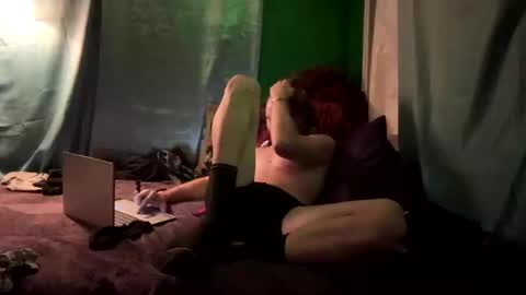 Snapshot of theonlyboi43ver chatting on October 13, 2025, 9:42 am theonlyboi43ver online show from October 13, 2025, 9:42 am