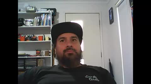 aussiebeard online show from December 3, 2024, 3:09 am