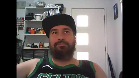 aussiebeard online show from January 19, 2025, 2:15 am
