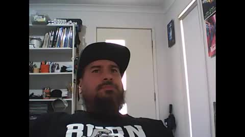 aussiebeard online show from March 10, 2025, 2:06 am