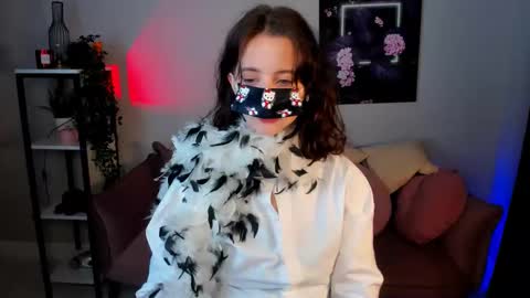 thepretty_kitty online show from December 1, 2025, 12:21 pm