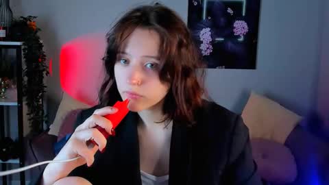 thepretty_kitty online show from December 22, 2025, 11:29 am