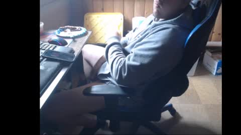 therealbigcheese0695 online show from January 20, 2025, 5:37 pm