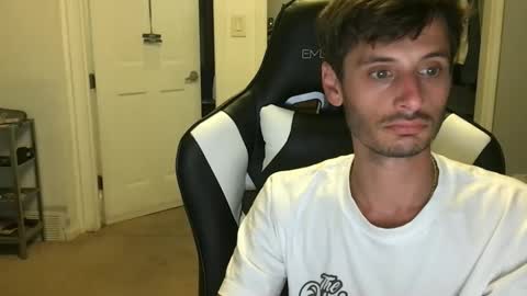 Snapshot of therealdylansdick chatting on October 6, 2025, 11:46 pm therealdylansdick online show from October 6, 2025, 11:46 pm