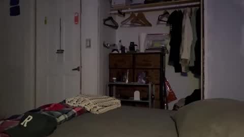 Snapshot of therealdylansdick chatting on October 15, 2025, 8:25 am therealdylansdick online show from October 15, 2025, 8:25 am