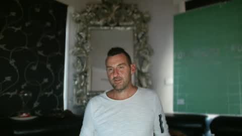 Snapshot of therealkurva4u chatting on February 21, 2025, 8:29 am therealkurva4u online show from February 21, 2025, 8:29 am