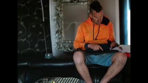 therealkurva4u online show from October 9, 2025, 7:56 pm