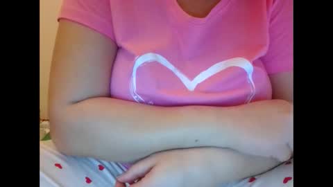 Snapshot of thereallittleredridinghood chatting on November 19, 2025, 3:34 pm Bunny online show from November 19, 2025, 3:34 pm