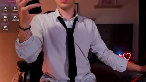 Snapshot of therealmartincox chatting on October 12, 2025, 9:14 pm     4th  online show from October 12, 2025, 9:14 pm