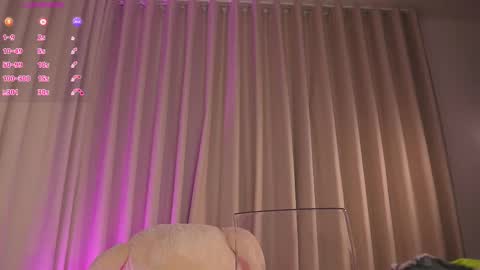 Snapshot of therealpeach_ chatting on March 26, 2026, 10:21 am online show from March 26, 2026, 10:21 am