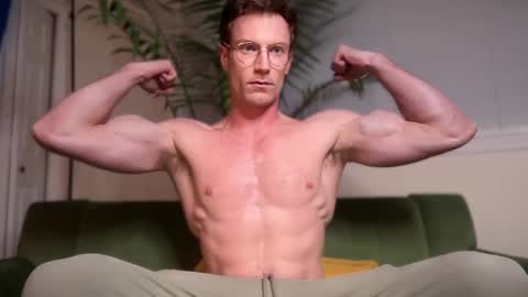 Snapshot of therealveggieboy chatting on September 30, 2025, 2:05 am Pookie online show from September 30, 2025, 2:05 am