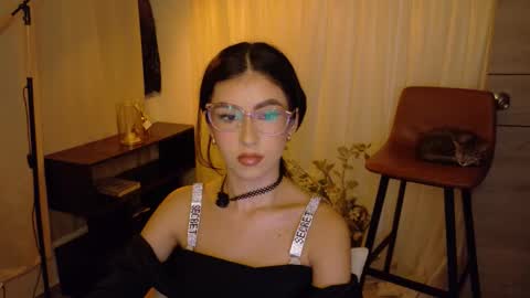 Mar online show from November 12, 2025, 10:52 pm