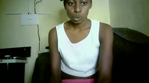 Snapshot of therry_heart chatting on May 10, 2026, 6:18 am hearty online show from May 10, 2026, 6:18 am
