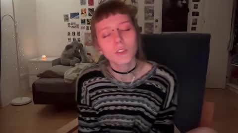 Snapshot of thesearchofgod chatting on December 28, 2024, 9:40 pm LISA                                            online show from December 28, 2024, 9:40 pm