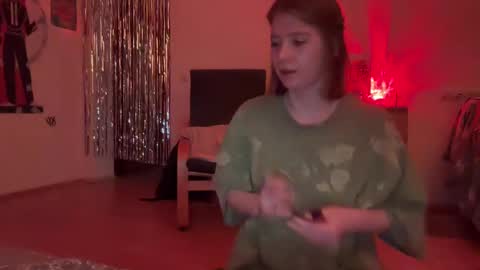 Snapshot of thesearchofgod chatting on December 31, 2024, 9:06 pm LISA                                            online show from December 31, 2024, 9:06 pm