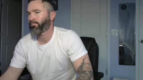 Snapshot of thesexorcist1984 chatting on December 1, 2024, 9:15 pm James online show from December 1, 2024, 9:15 pm