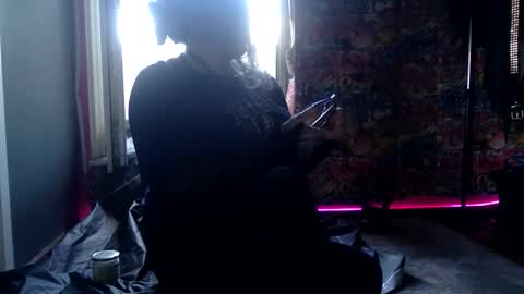 theshowgirl online show from May 10, 2026, 2:44 pm