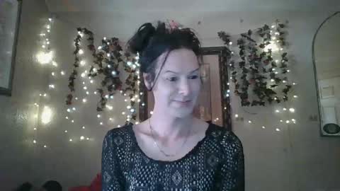 Snapshot of thesillymillie chatting on October 17, 2025, 7:49 pm sillymillie0 online show from October 17, 2025, 7:49 pm
