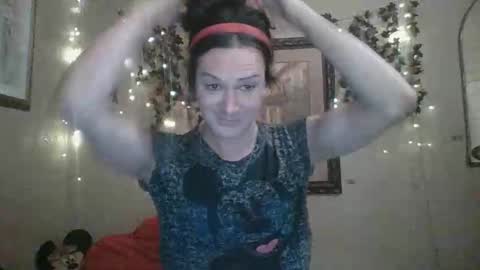 Snapshot of thesillymillie chatting on October 24, 2025, 3:14 am sillymillie0 online show from October 24, 2025, 3:14 am