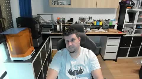 thesir35 online show from October 23, 2025, 2:49 pm