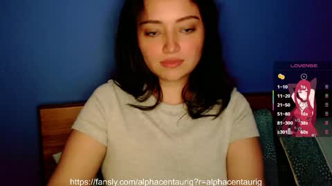 Snapshot of thesweethari chatting on March 18, 2026, 3:09 am I dont do real meetings My bio online show from March 18, 2026, 3:09 am