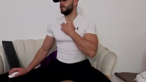 TheTopAlex online show from November 10, 2025, 3:38 am