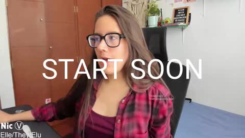 Nicole online show from September 17, 2025, 12:07 pm