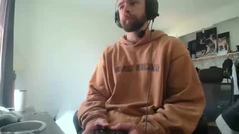 Snapshot of theufcfan_8181 chatting on April 21, 2026, 9:50 pm troy online show from April 21, 2026, 9:50 pm