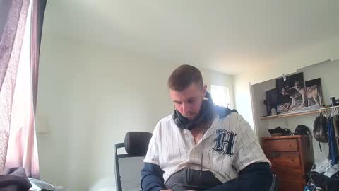 Snapshot of theufcfan_8181 chatting on April 26, 2026, 10:07 pm troy online show from April 26, 2026, 10:07 pm