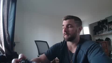 Snapshot of theufcfan_8181 chatting on April 28, 2026, 2:27 am troy online show from April 28, 2026, 2:27 am