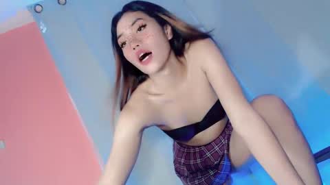 stella online show from December 5, 2024, 12:44 pm