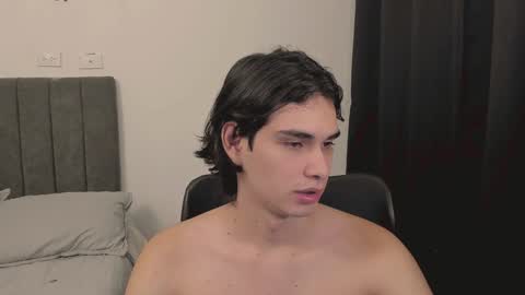 Snapshot of thiaan__ chatting on December 31, 2024, 1:08 pm thiaan__ online show from December 31, 2024, 1:08 pm