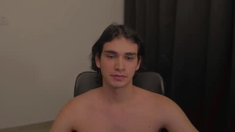 Snapshot of thiaan__ chatting on January 23, 2025, 2:23 am thiaan__ online show from January 23, 2025, 2:23 am