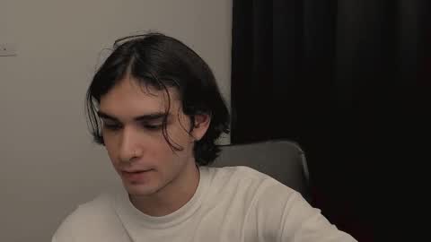 Snapshot of thiaan__ chatting on February 12, 2025, 1:41 am thiaan__ online show from February 12, 2025, 1:41 am