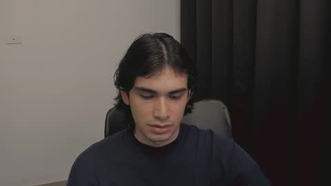 Snapshot of thiaan__ chatting on February 19, 2025, 1:18 am thiaan__ online show from February 19, 2025, 1:18 am