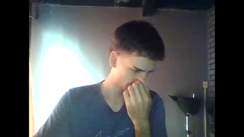 thiago22bk online show from October 18, 2025, 7:14 pm