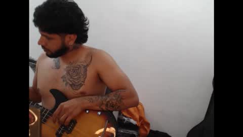 Thiago balconee online show from October 20, 2025, 10:43 pm
